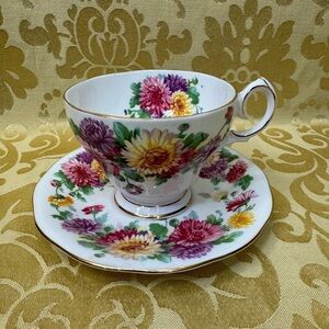 Autumn Glory Fine Bone China England Teacup and Saucer Set